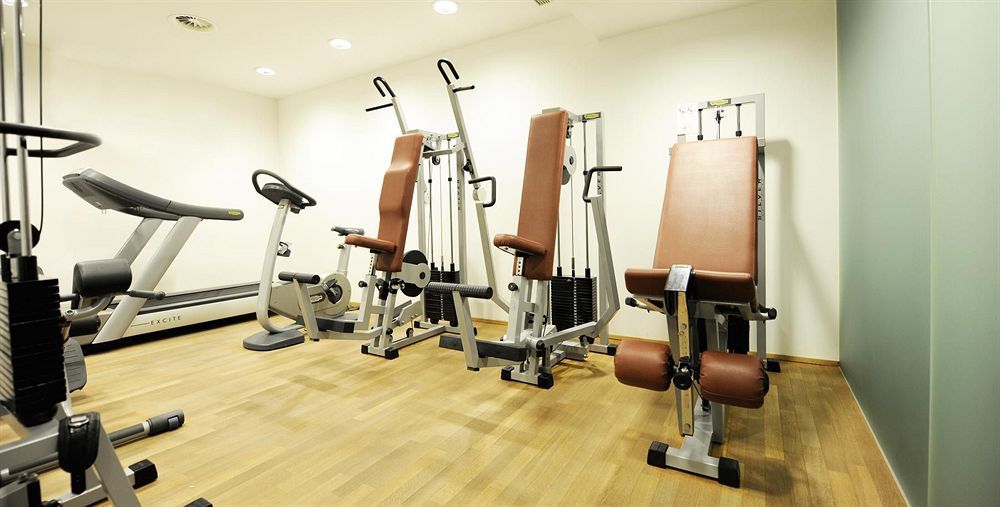 Heinhotel Vienna Airport Schwechat Facilidades foto